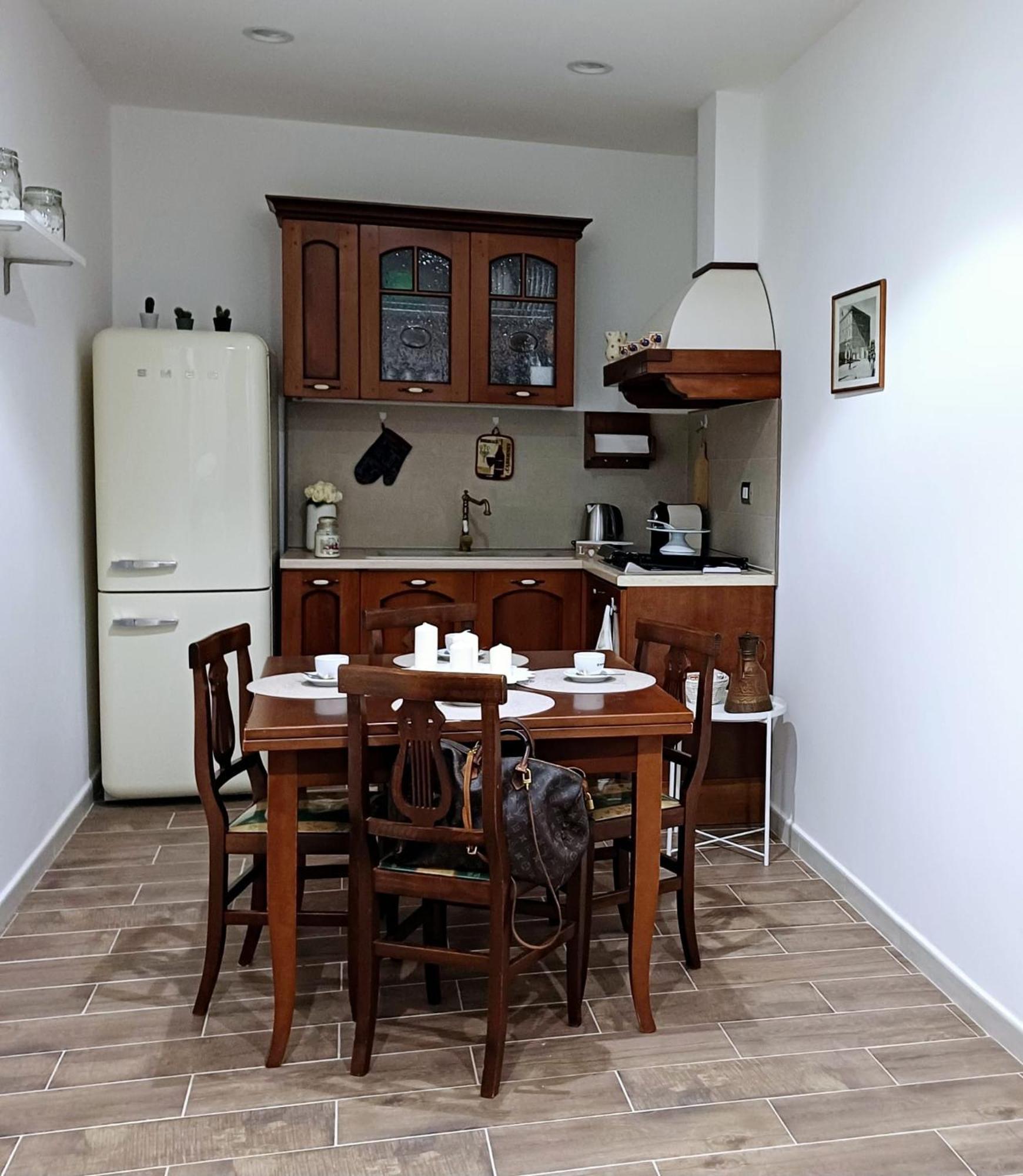 San Marco Apartment Bari Bagian luar foto